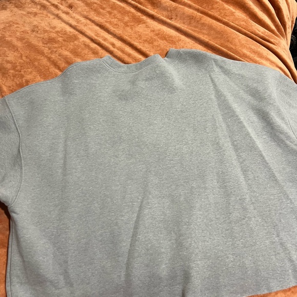 Wild Fable oversized cropped gray crewneck - Picture 2 of 2